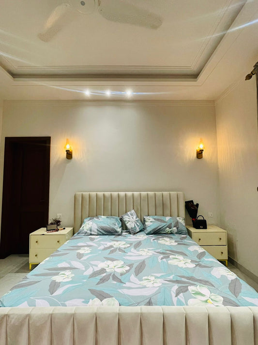 ELEGANT SKY BLUE FLORAL BEDSHEET SET